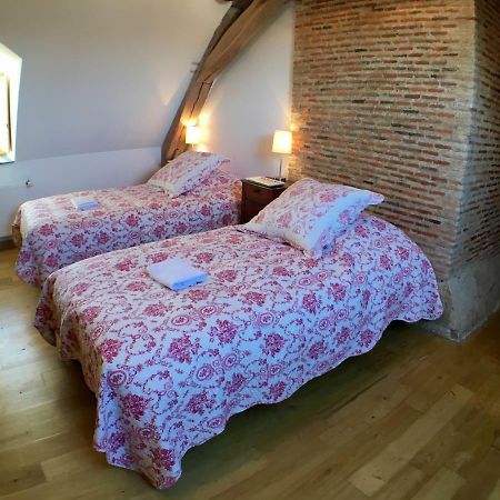 Le Presbytere Du Vigneau Ménil Zewnętrze zdjęcie