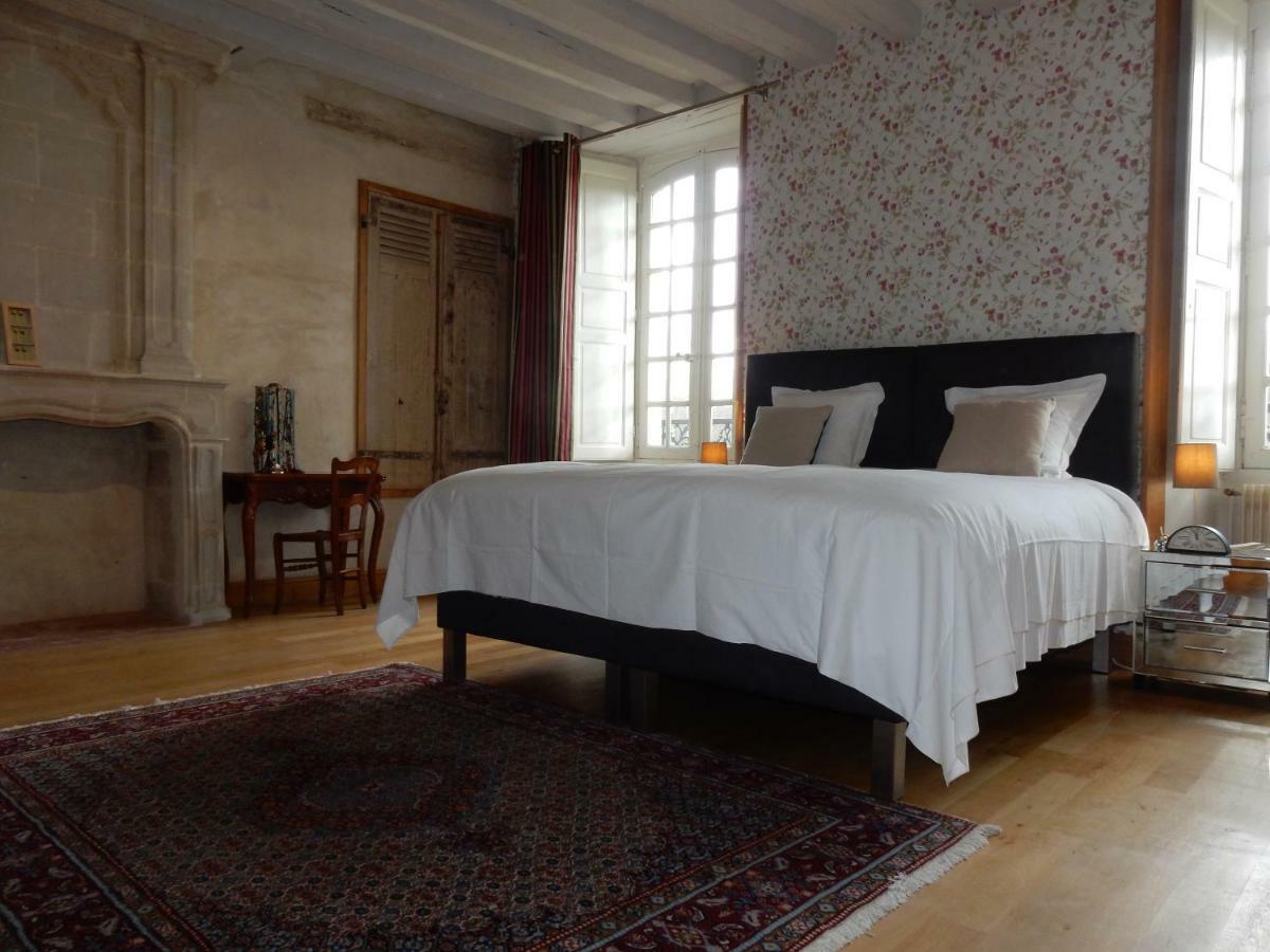 Le Presbytere Du Vigneau Ménil Zewnętrze zdjęcie